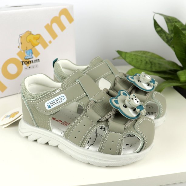 Дитячі легкі босоніжки для хлопчиків із закритою п’яткою Tomm серія Перші кроки