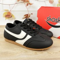 Чёрные кроссовки для подростка ShoSho