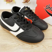 Чёрные кроссовки для подростка ShoSho