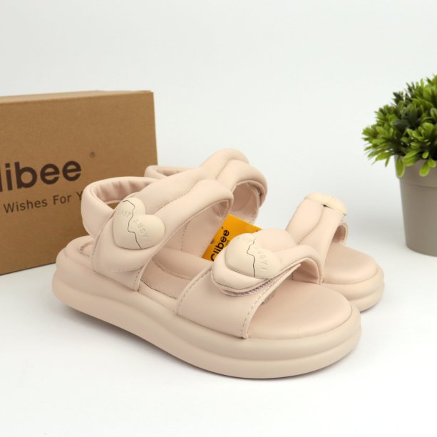Детские босоножки Clibee для девочки: нежно-розовая модель для летних прогулок