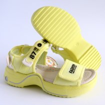 Дитячі босоніжки для дівчинки лимонного кольору тм Том.м (35-39)